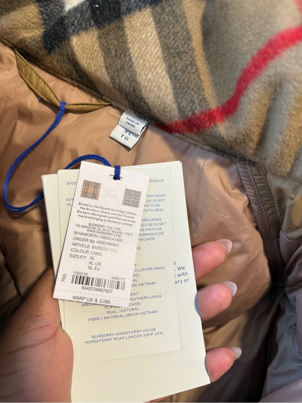 AUTHENTIC: Burberry Hooded Haworth Puffer Jacket - Picture 3 of 12